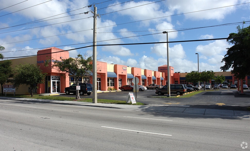 More Photos Of 4615 NW 72nd Ave, Miami Light Distribution For Lease