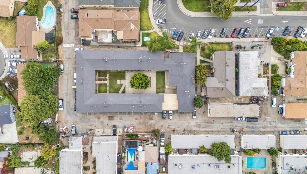 More Photos Of 383 Orchid Ln, Pomona Apartments For Sale