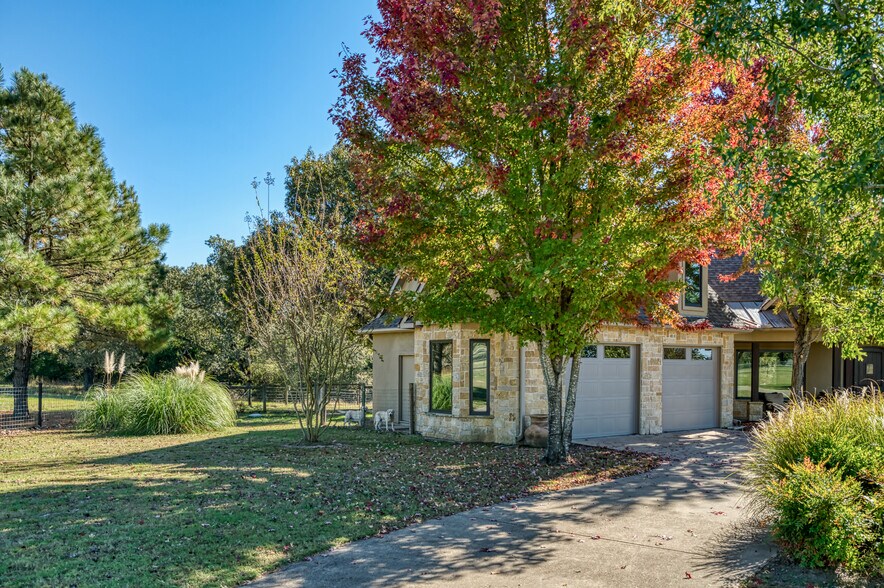 More Photos Of 2261 TX-276, Emory Specialty For Sale