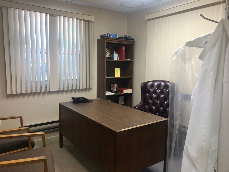 More Photos Of 65 Lacey Rd, Whiting Medical For Sale