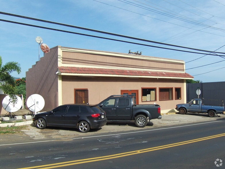 More Photos Of 1246 Lower Main St, Wailuku Storefront Retail Residential For Lease