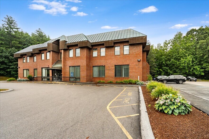 More Photos Of 7 Route 101A, Amherst Medical For Sale