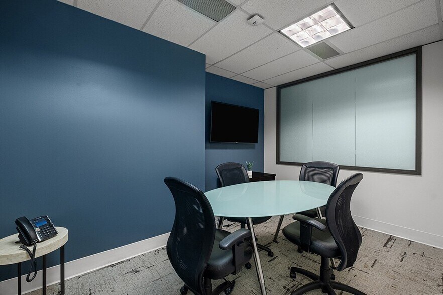 More Photos Of 14205 SE 36th St, Bellevue Coworking Space