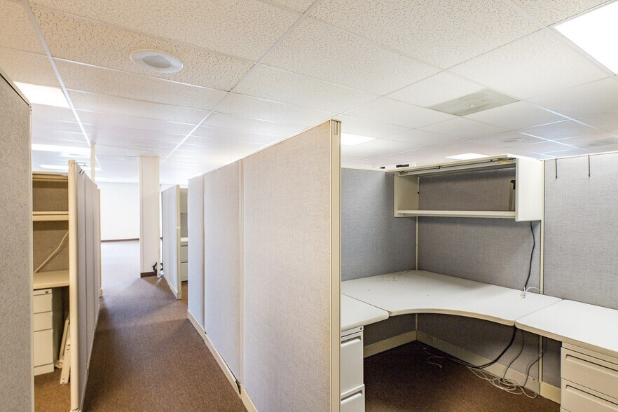 More Photos Of 707 N Scott Ave, Wichita Falls Office Residential For Lease