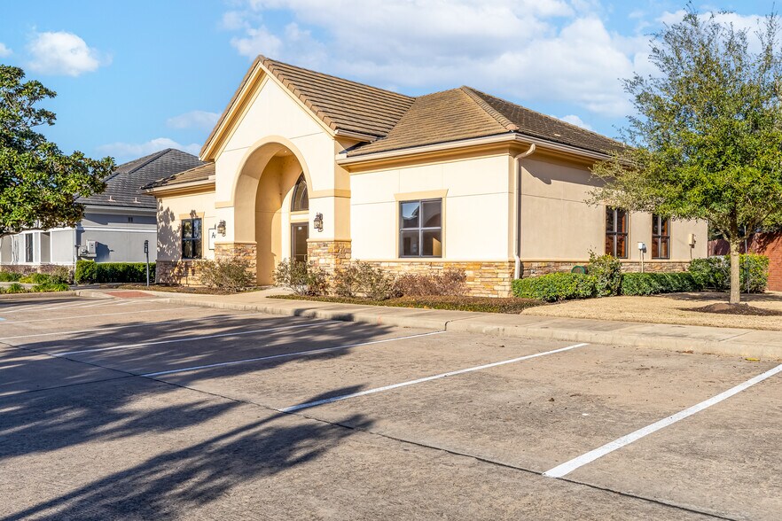 More Photos Of 4714 Riverstone Blvd, Missouri City Medical For Sale