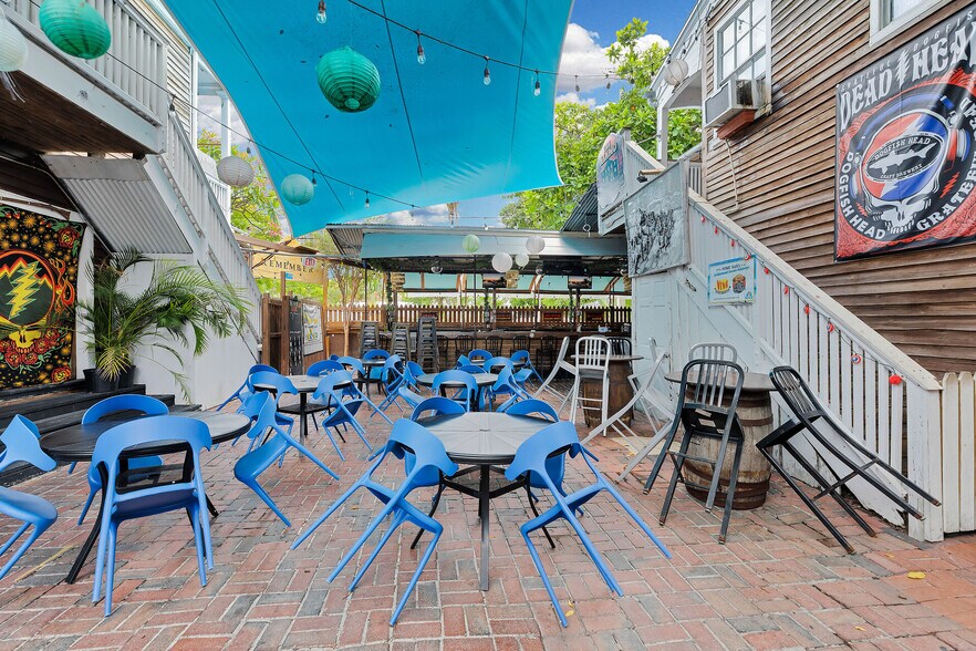 More Photos Of 4 Charles St, Key West Specialty For Lease