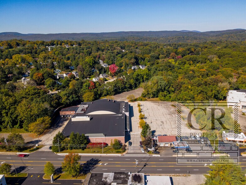 More Photos Of 2094 E Main St, Cortlandt Manor Freestanding For Sale