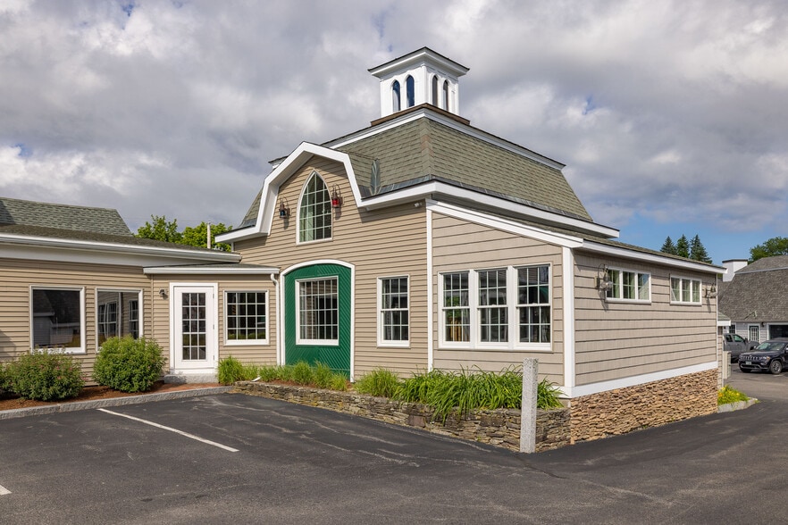 More Photos Of 87 Lafayette Rd, Hampton Falls Storefront Retail Office For Sale