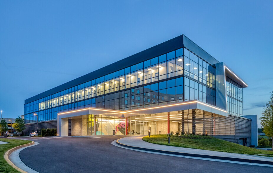 Primary Photo Of 4130 Sky Train Way, College Park Office For Lease