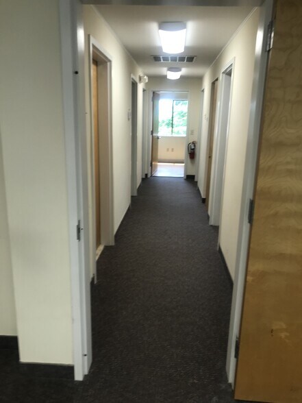More Photos Of 7 Pinewoods Rd, Hyde Park Medical For Lease