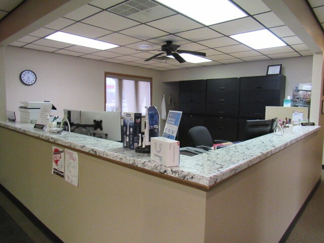 More Photos Of 630 S Main St, Monticello Office For Sale