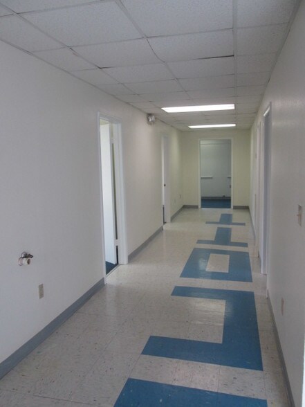 More Photos Of 1012 N Howard Ave, Tampa Freestanding For Lease