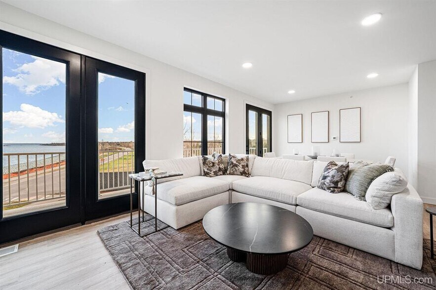 More Photos Of 2401 Lakeshore Blvd, Marquette Multifamily For Sale