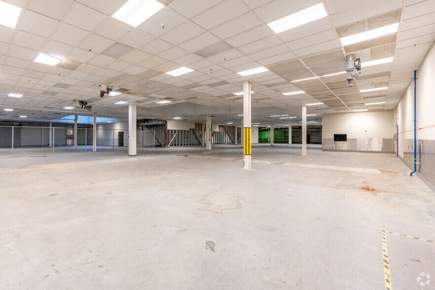 More Photos Of 3590 W 3rd Ave, Eugene Manufacturing For Lease