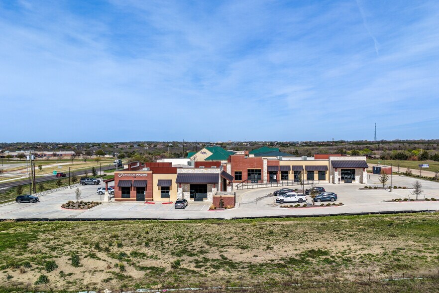 More Photos Of 6601 Horizon Rd, Heath General Retail For Lease