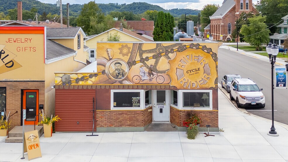 More Photos Of 106 2nd St E, Wabasha Storefront For Lease
