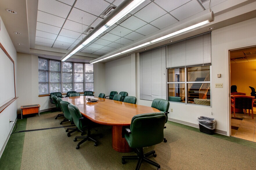 More Photos Of 5878 S Rapp St, Littleton Office For Lease