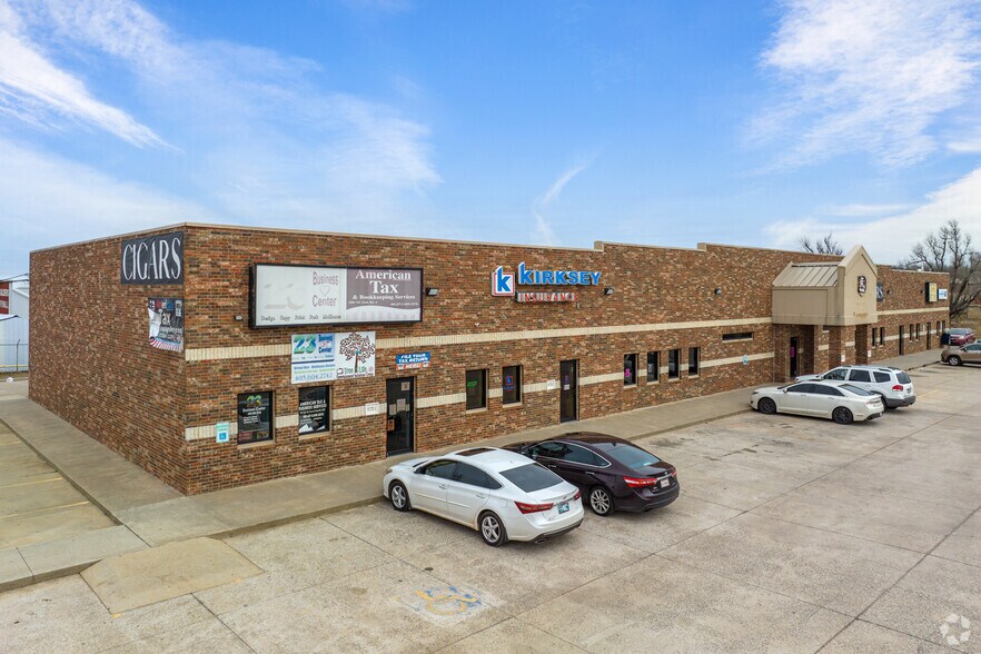 Primary Photo Of 2501 NE 23rd St, Oklahoma City Storefront For Sale