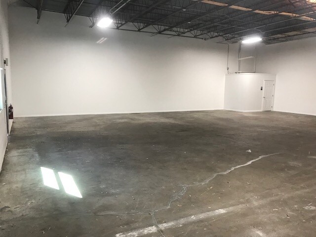 More Photos Of 12762 Starkey Rd, Largo Manufacturing For Lease