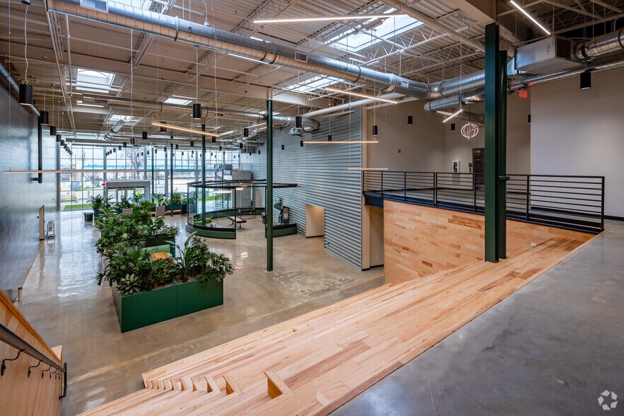 More Photos Of 3040 Sidco Dr, Nashville Office For Lease