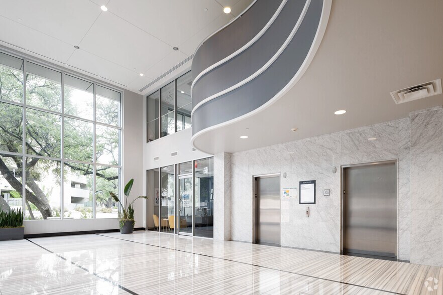 More Photos Of 9430 Research Blvd, Austin Unknown For Lease