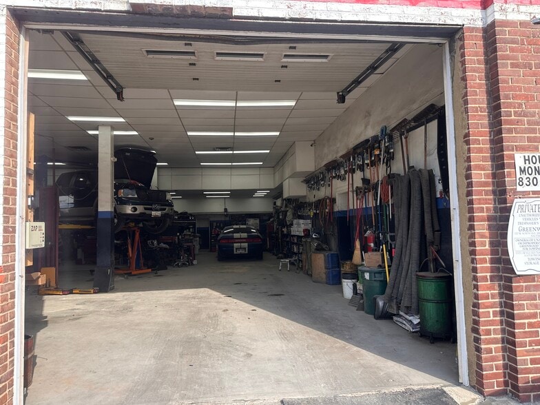 More Photos Of 3541-3549-3553 S. Hanover St., Baltimore Auto Repair For Sale