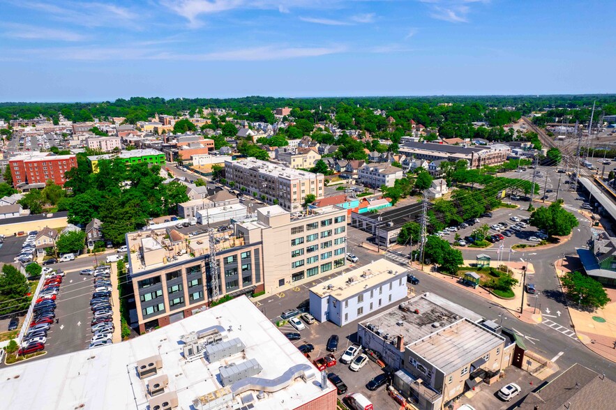 More Photos Of 166 Monmouth St, Red Bank Storefront Retail Residential For Lease