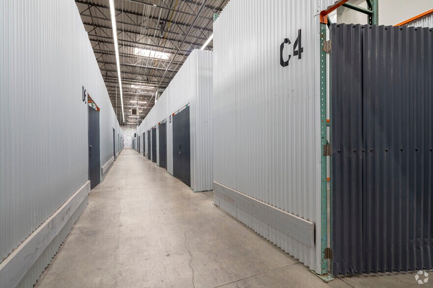 More Photos Of 4735-4795 Leyden St, Denver Warehouse For Lease