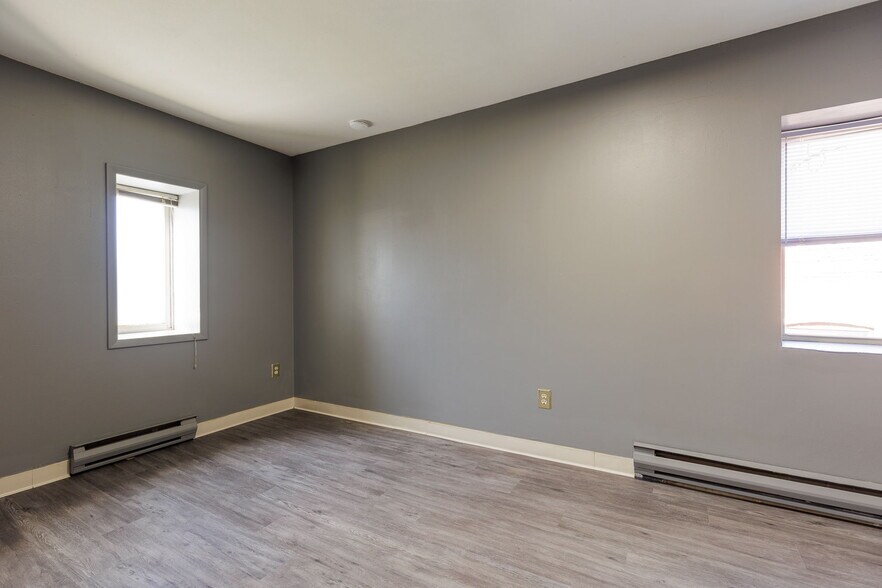 More Photos Of 140 Polk St, Watertown Apartments For Sale