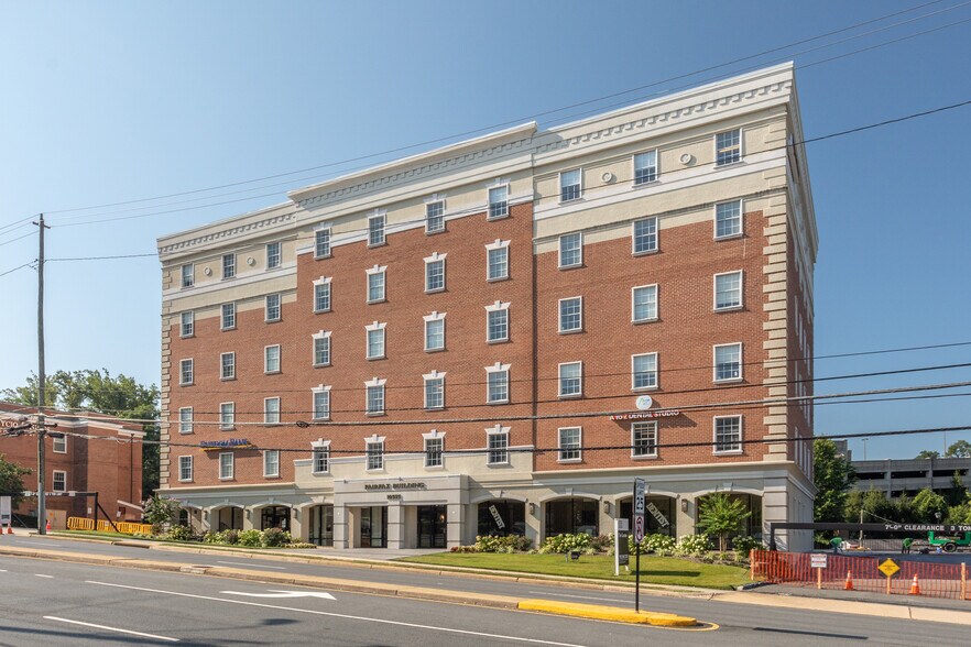 More Photos Of 10555 Main St, Fairfax Office For Lease