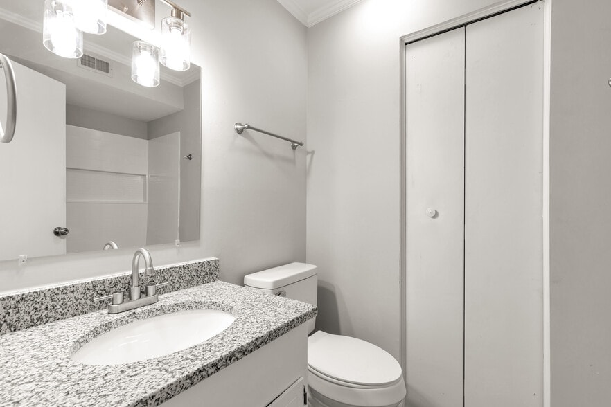 More Photos Of 319 Osceola St, Gastonia Apartments For Sale