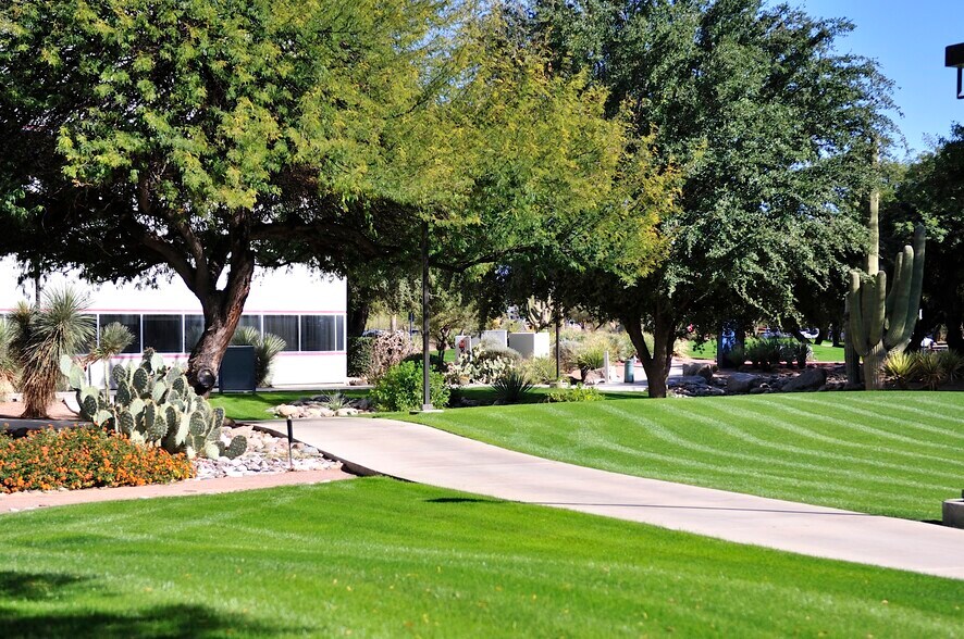 More Photos Of 9070 S Rita Rd, Tucson Unknown For Lease