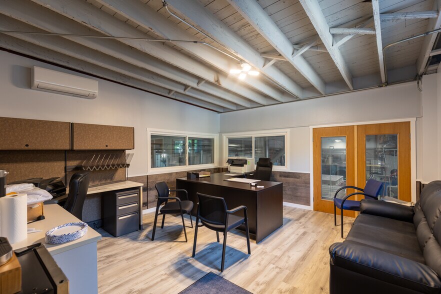 More Photos Of 4819 W Cortland St, Chicago Specialty For Sale