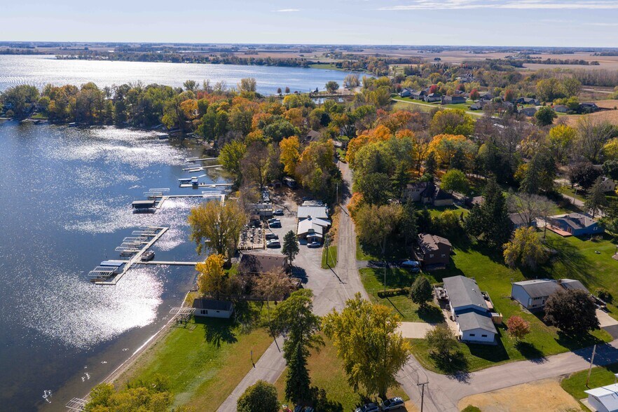 More Photos Of 805 Main St, Madison Lake Restaurant For Sale