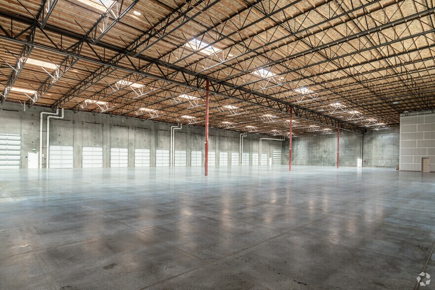 More Photos Of 1774 Pan American St, Calexico Warehouse For Lease