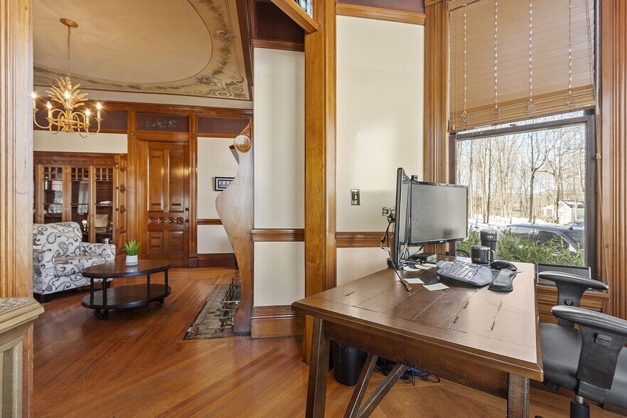 More Photos Of 2 South St, Grafton Office For Lease