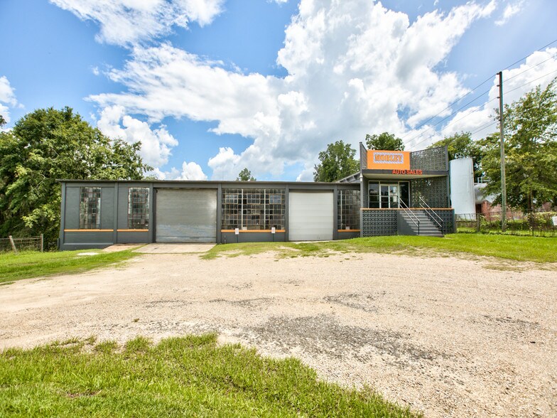 More Photos Of 765 E Washington St, Monticello Auto Repair For Sale