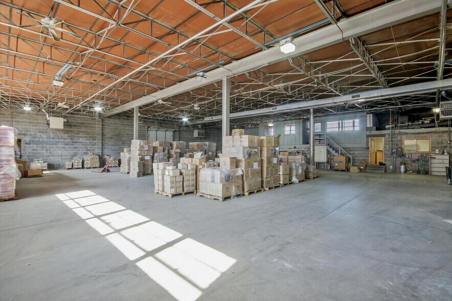 More Photos Of 901 E Morris St, Wichita Warehouse For Sale