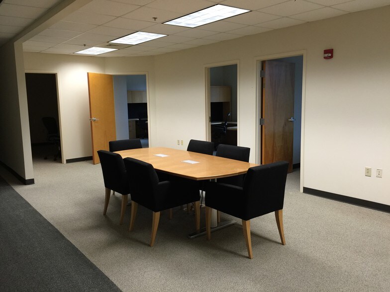 More Photos Of 2810 16th St, Hickory Medical For Lease