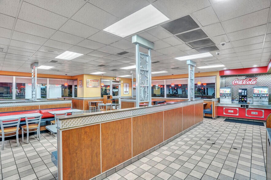 More Photos Of 3866 W Sahara Ave, Las Vegas Fast Food For Lease