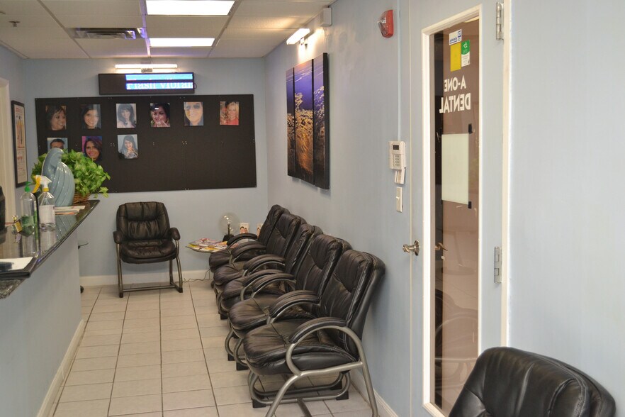 More Photos Of 2071 Irving Park Rd, Hanover Park Medical For Lease