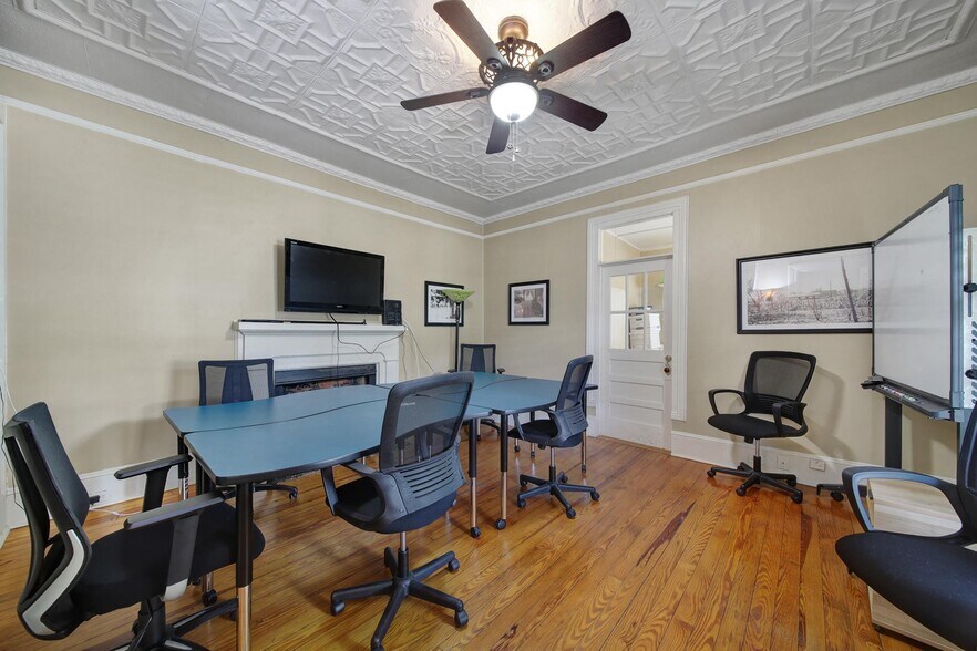 More Photos Of 500 W John St, Matthews Office For Sale