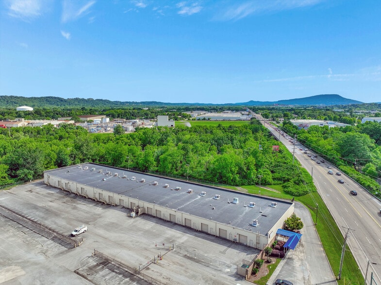 More Photos Of 3720 Amnicola Hwy, Chattanooga Unknown For Lease