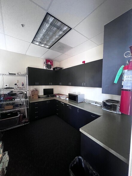 More Photos Of 354 SW Upper Terrace Dr, Bend Office For Lease
