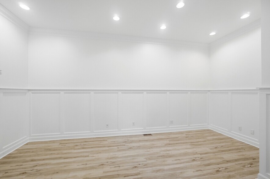 More Photos Of 8177 S Route 48, Maineville Office For Sale