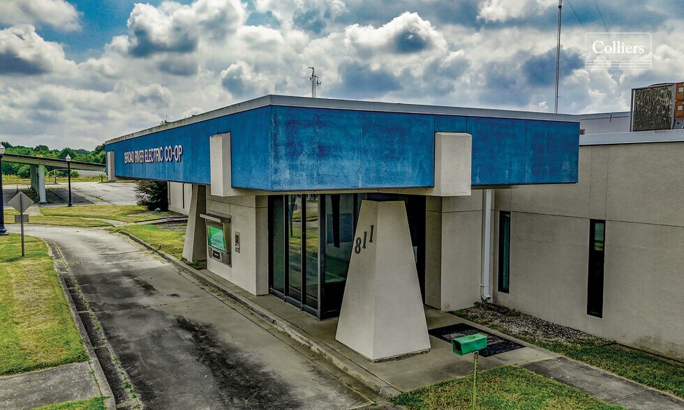 More Photos Of 811 Hamrick St, Gaffney Warehouse For Sale