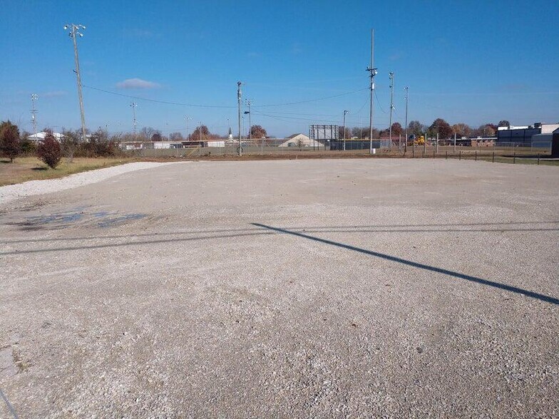 More Photos Of 1011 W Dallas St, Buffalo Land For Sale