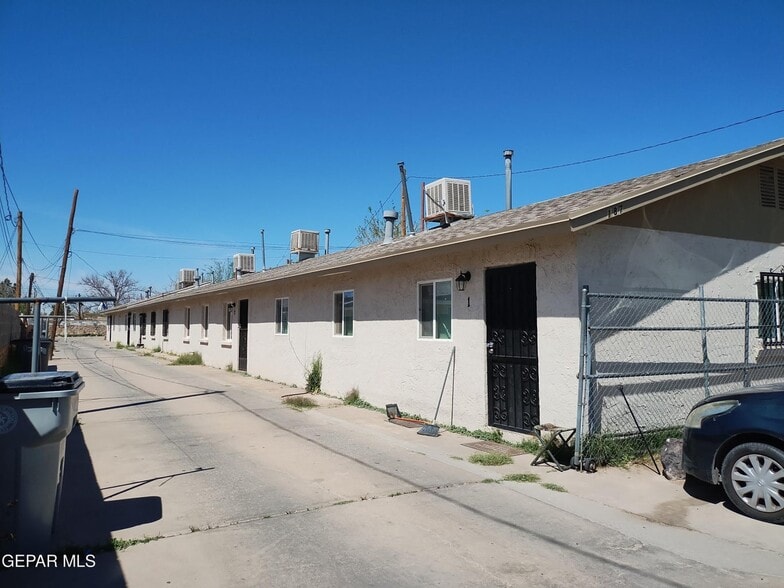 More Photos Of 187 N Awbrey St, El Paso Apartments For Sale