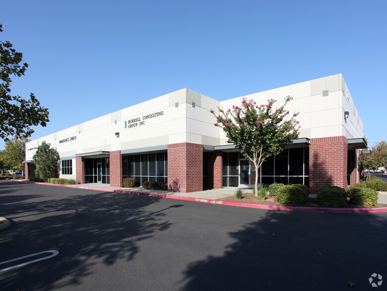 Primary Photo Of 1001 Enterprise Way, Roseville Light Distribution For Lease