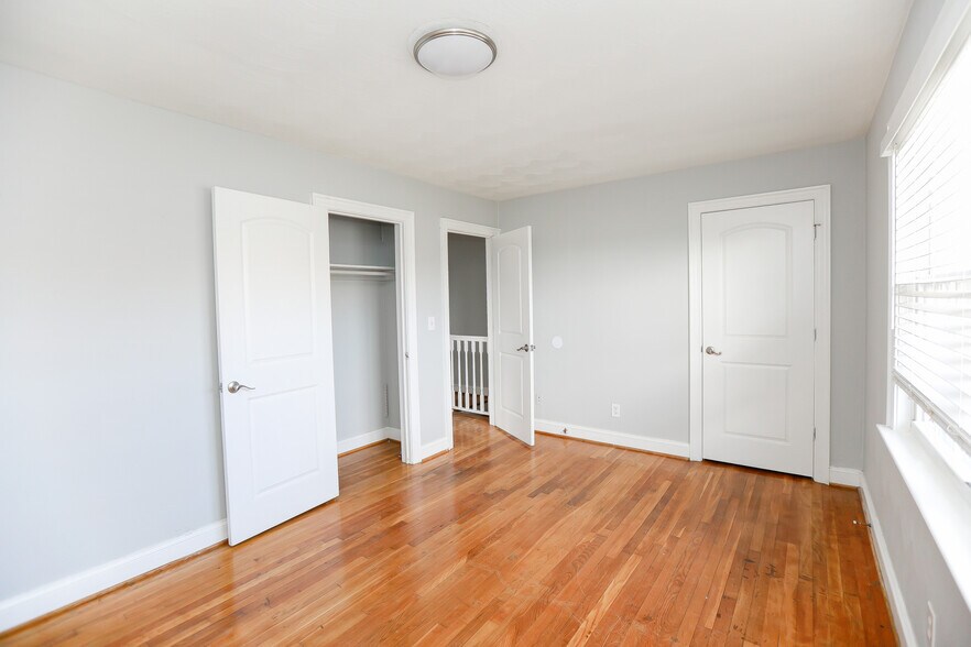 More Photos Of 831 W Ocean View Ave, Norfolk Apartments For Sale